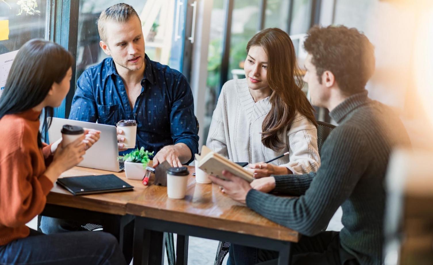 Persönliche Finanzberatung im Gespräch